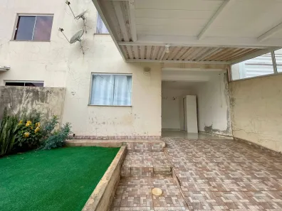Casa com 3 Quartos para alugar, 83m² no São Lucas, Chapecó