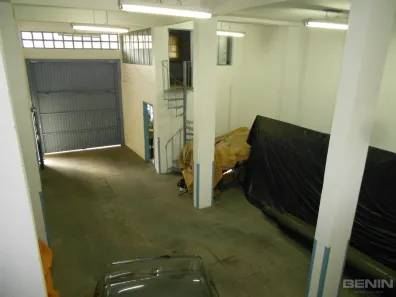 Galpão / Depósito / Armazém com 7 Quartos à venda, 470m² no São José, Canoas