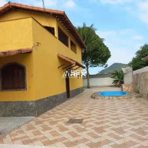 Casa de Condomínio com 2 Quartos para alugar, 120m² no Centro, Maricá