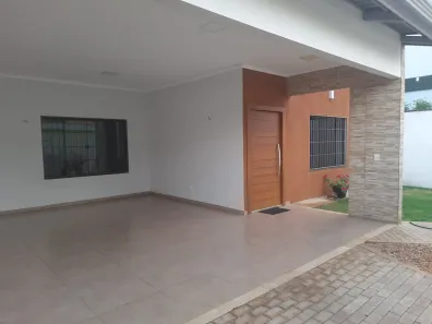 Casa com 3 Quartos à venda, 200m² no , Porto Nacional