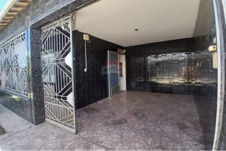Casa com 5 Quartos à venda, 250m² no Rosa Elze, São Cristóvão
