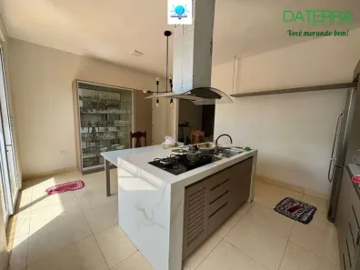 Casa com 3 Quartos à venda, 400m² no Centro, Hidrolândia