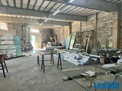 Galpão / Depósito / Armazém para alugar, 348m² no Jordanópolis, Arujá