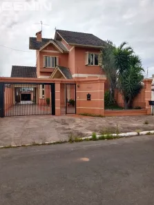 Sobrado com 3 Quartos à venda, 168m² no Niterói, Canoas