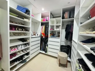 Casa de Condomínio com 3 Quartos à venda, 192m² no Alto da Boa Vista, Brasília
