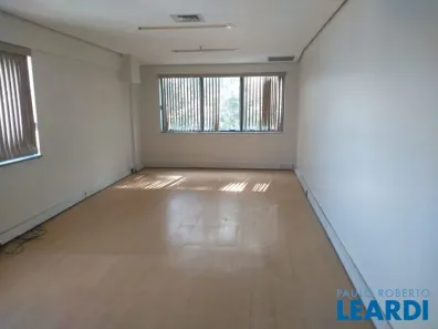 Loja / Salão / Ponto Comercial à venda, 44m² no Alphaville, Santana de Parnaíba