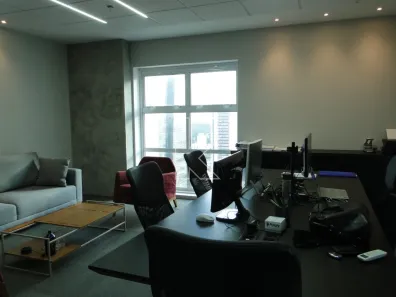 Conjunto Comercial / Sala para alugar, 140m² no Vila Cordeiro, São Paulo