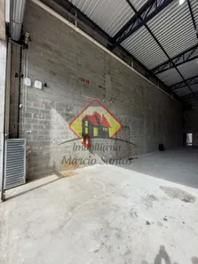 Galpão / Depósito / Armazém para alugar, 290m² no Centro, Taubaté