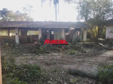 Fazenda / Sítio / Chácara com 2 Quartos à venda, 150m² no Chácara Marambaia, Caçapava