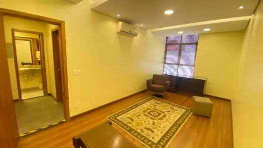 Conjunto Comercial / Sala para alugar, 30m² no Serra, Belo Horizonte