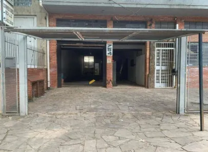 Galpão / Depósito / Armazém para venda ou aluguel, 150m² no São Geraldo, Porto Alegre