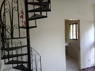 Casa de Vila com 1 Quarto para alugar, 50m² no Centro, São João de Meriti