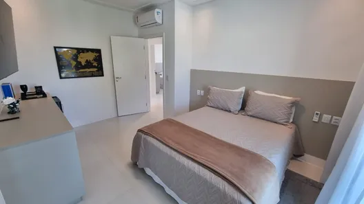 Casa de Condomínio com 6 Quartos à venda, 341m² no Gleba C, Camaçari