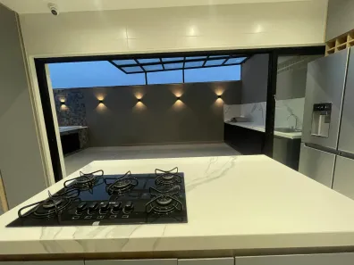 Casa de Condomínio com 4 Quartos à venda, 400m² no Centro, Nova Iguaçu