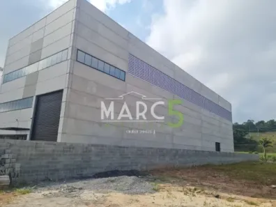 Galpão / Depósito / Armazém para alugar, 930m² no Portão, Arujá