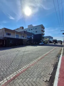 Loja / Salão / Ponto Comercial para alugar, 75m² no Centro, Navegantes