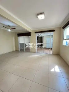 Casa de Condomínio com 4 Quartos para alugar, 165m² no Jardim Rio Claro, Rio Claro