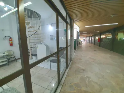 Loja / Salão / Ponto Comercial à venda, 70m² no Centro, Juiz de Fora