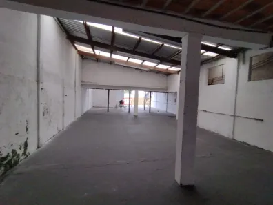 Galpão / Depósito / Armazém à venda, 300m² no Cidade São Jorge, Santo André