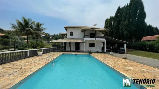 Casa de Condomínio com 4 Quartos à venda, 2500m² no Centro, 