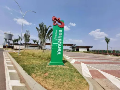 Terreno / Lote / Condomínio à venda, 213m² no Jardins Versalhes, Aparecida de Goiânia