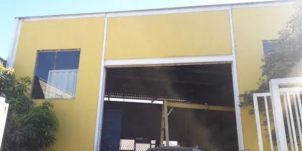 Galpão / Depósito / Armazém à venda, 296m² no Jardim Santa Izabel, Hortolândia