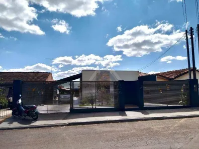 Casa com 3 Quartos à venda, 148m² no Cornélio Procópio, Cornélio Procópio