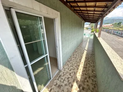 Casa com 2 Quartos à venda, 70m² no Santo Elias, Mesquita