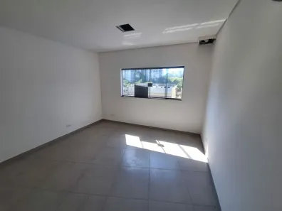 Casa Comercial para alugar, 35m² no Vila Santa Luzia, Taboão da Serra