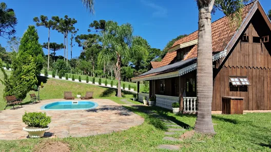 Fazenda / Sítio / Chácara com 6 Quartos à venda, 265m² no Itaqui de Cima, Campo Largo