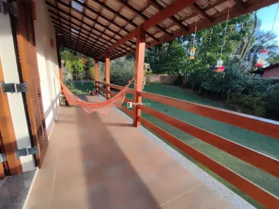 Fazenda / Sítio / Chácara com 3 Quartos à venda, 248m² no Chácaras Bartira, Embu das Artes