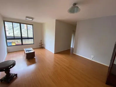 Apartamento com 2 Quartos à venda, 75m² no Valparaíso, Petrópolis
