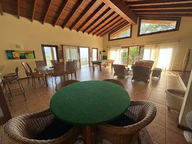 Casa de Condomínio com 4 Quartos para alugar, 900m² no Toninhas, Ubatuba