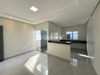 Casa com 3 Quartos para alugar, 90m² no Jardim Olímpico, Montes Claros