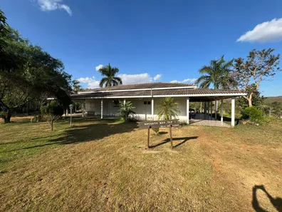 Fazenda / Sítio / Chácara com 4 Quartos à venda, 30000m² no , Brasília