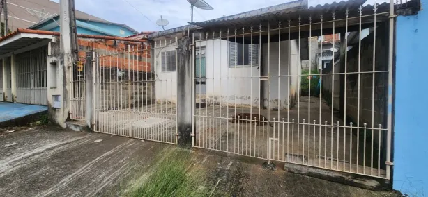 Casa com 2 Quartos à venda, 70m² no Centro, Igaratá