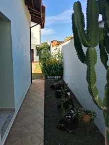 Sobrado com 4 Quartos à venda, 1000m² no Centro, Holambra
