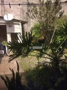 Loja / Salão / Ponto Comercial à venda, 180m² no Parque Sao Lucas, Embu-Guaçu