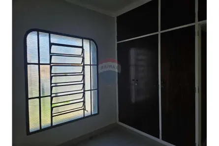 Conjunto Comercial / Sala com 3 Quartos para alugar, 169m² no Centro, Vinhedo