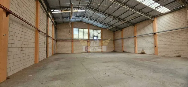 Galpão / Depósito / Armazém para alugar, 1750m² no Loteamento Industrial Coral, Mauá