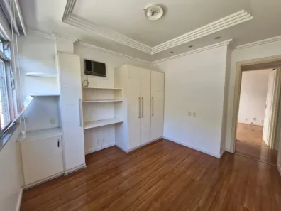 Apartamento com 3 Quartos à venda, 120m² no Coronel Veiga, Petrópolis