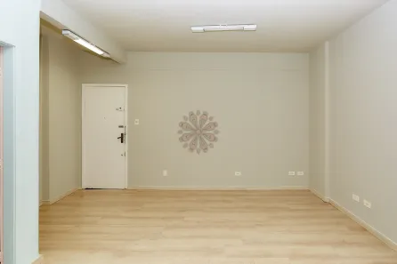Conjunto Comercial / Sala para venda ou aluguel, 30m² no Centro, Curitiba