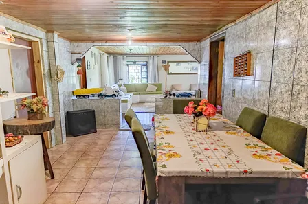Fazenda / Sítio / Chácara com 4 Quartos à venda, 150m² no , Tijucas do Sul