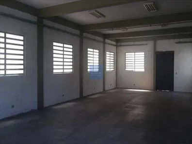 Galpão / Depósito / Armazém à venda, 650m² no Bosque da Saúde, São Paulo