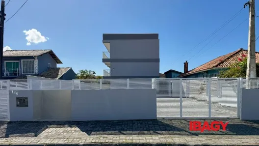 Kitnet para alugar, 24m² no Barra do Aririú, Palhoça