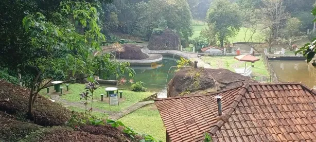 Casa de Condomínio com 2 Quartos à venda, 431m² no Limoeiro, Guapimirim