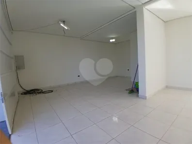 Loja / Salão / Ponto Comercial para alugar, 49m² no Caetetuba, Atibaia
