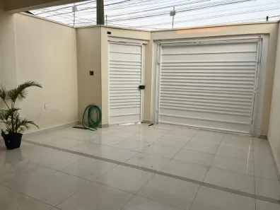 Sobrado com 3 Quartos à venda, 178m² no Parque São Pedro, Cosmópolis