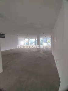 Prédio Inteiro para alugar, 720m² no Jardim Vinte e Cinco de Agosto, Duque de Caxias
