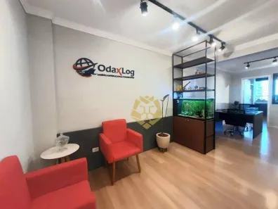 Conjunto Comercial / Sala à venda, 56m² no Rebouças, Curitiba